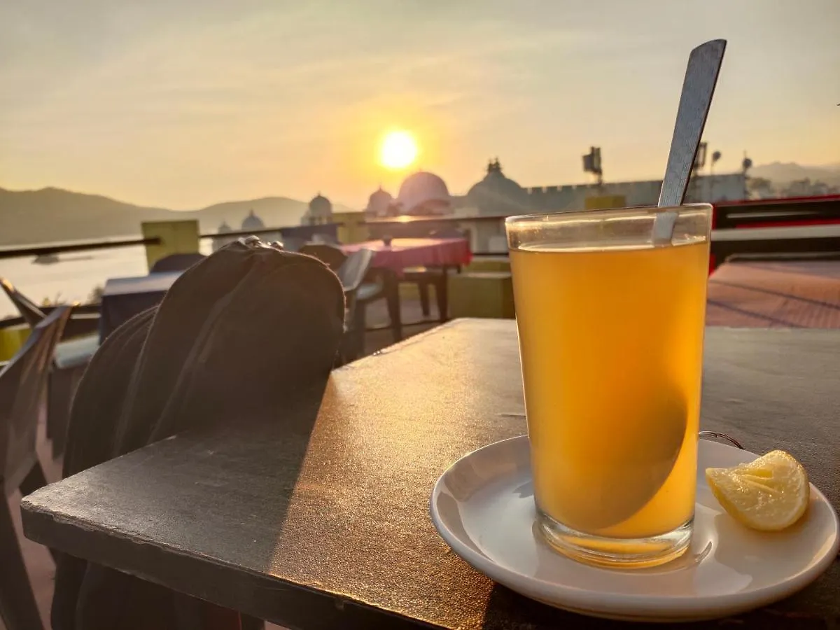 Hotel Lake Star Udaipur 3*,